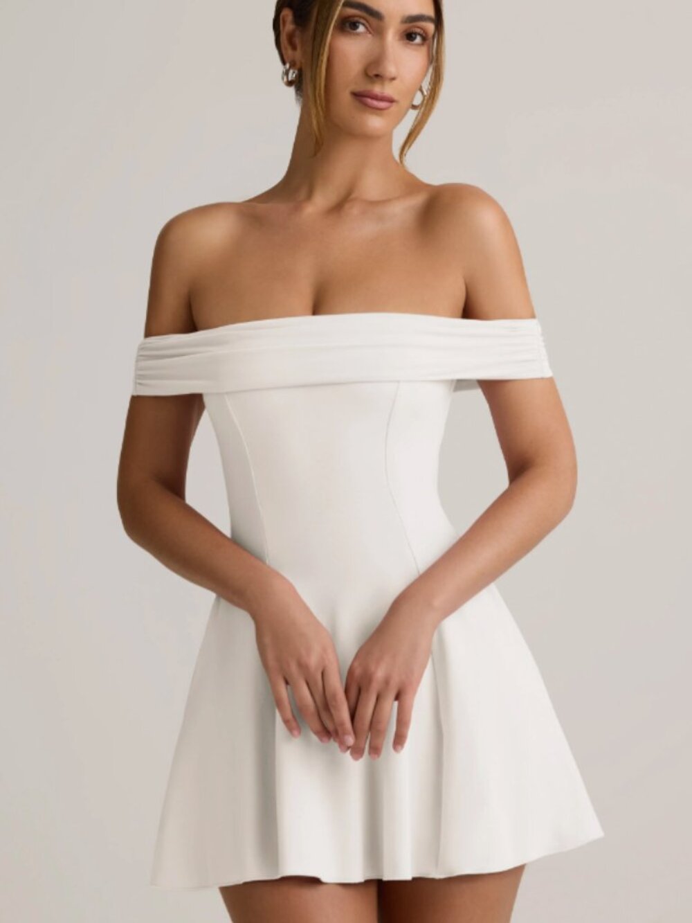 Oh Polly Off-Shoulder A-Lini Mini Dress White - Medium